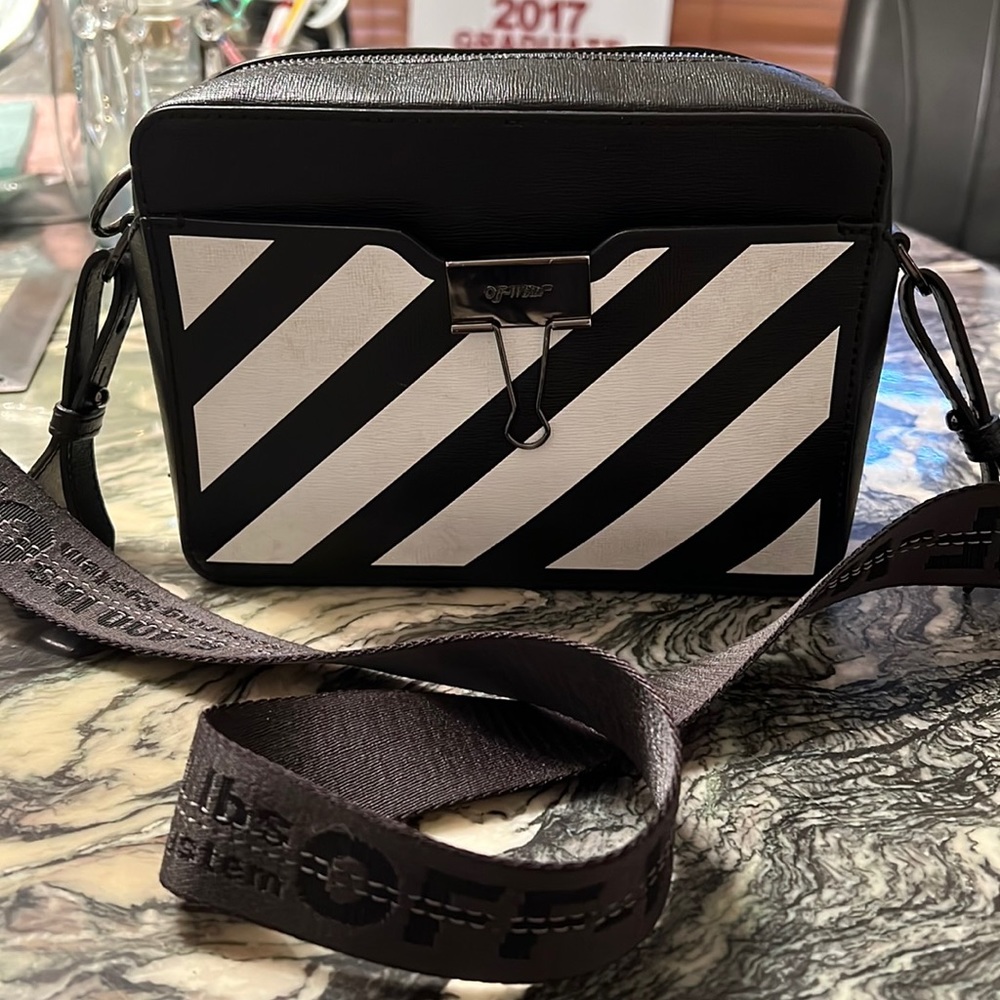 Off-White Diag Camera Bag Crossbody BLACK